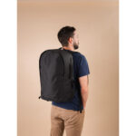 Moment Everything Backpack - 28L Weekender - Black – Bild 16
