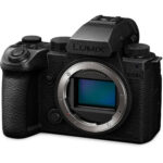 Panasonic LUMIX S5M2X body + S-E2460E