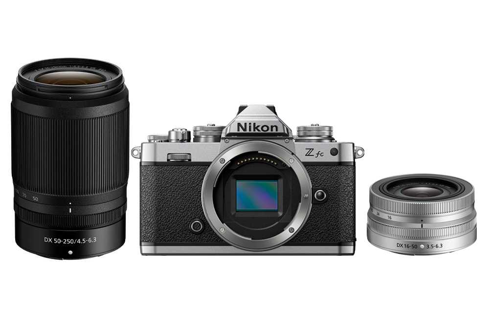 kit-z-fc-dx-16-50-silver-dx-50-250-telephoto-zoom-lens-get-original.jpg NIKON Z fc + 16–50 VR + 50–250 VR – Bild 1