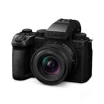 Panasonic LUMIX S5M2X + R1840