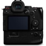 Panasonic BG1 Vertical & Battery Grip for LUMIX S5/S5M2/S5M2X/G9M2 – Bild 3